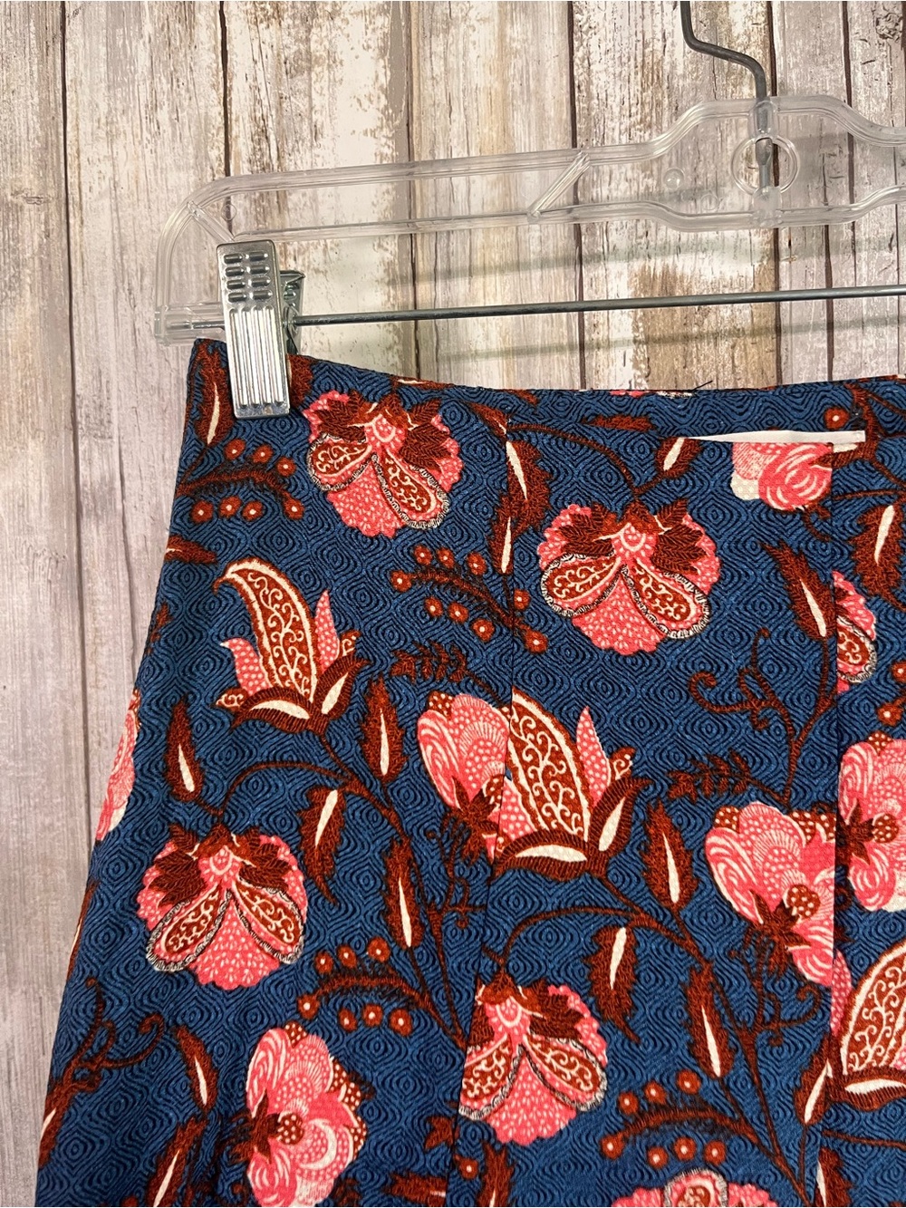 Anthropologie Drapey Floral Flare Bell Bottom Pants Blue Size 0 NWT - Picture 4 of 7